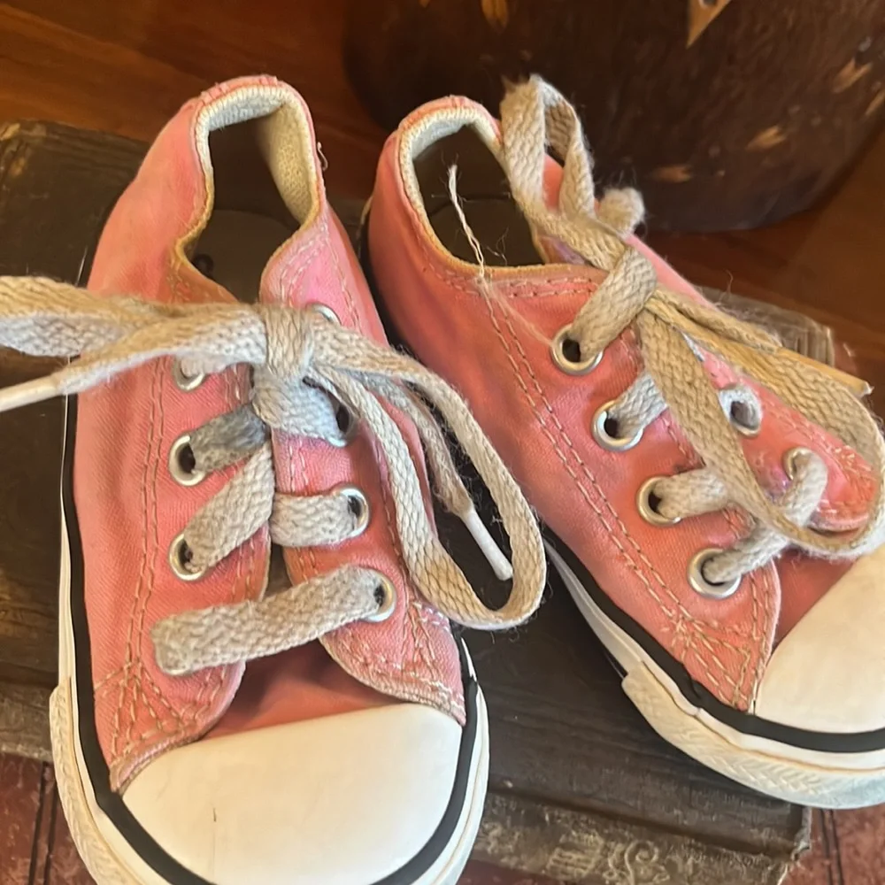 Kids Pink Converse